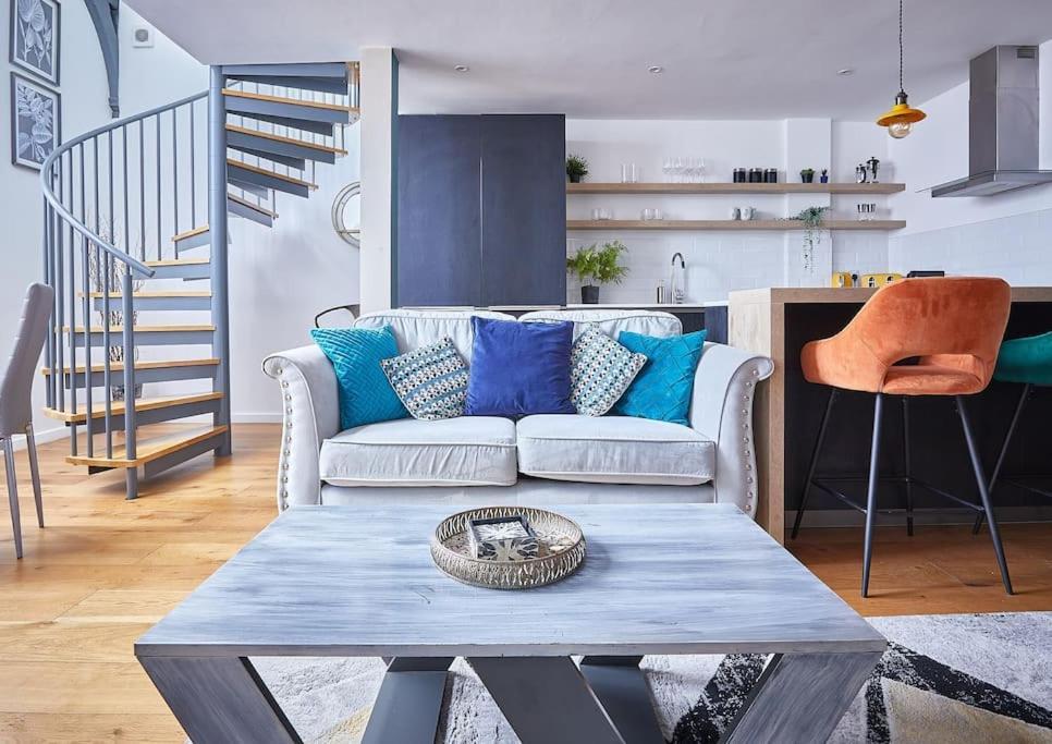 The Chapel Cottage By Ritual Stays Hemel Hempstead Εξωτερικό φωτογραφία
