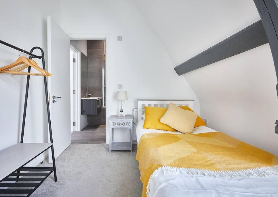 The Chapel Cottage By Ritual Stays Hemel Hempstead Εξωτερικό φωτογραφία